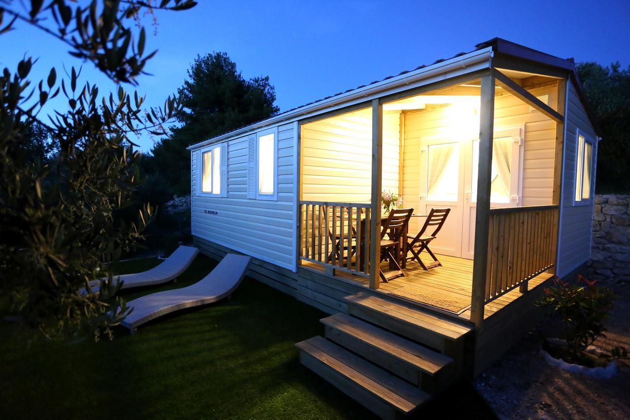Mobile Homes-Slanica Murter Exterior photo